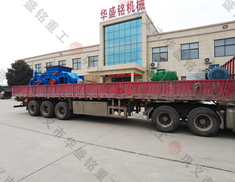 河北省對(duì)輥制砂機(jī)現(xiàn)場(chǎng) 河北省對(duì)輥制砂機(jī)現(xiàn)場(chǎng)