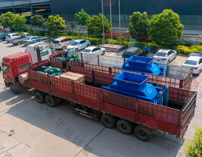 河南鞏義對(duì)輥機(jī)廠家 河南鞏義對(duì)輥機(jī)廠家