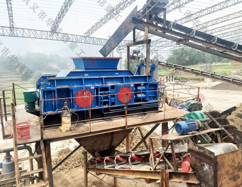 時產150噸對輥制砂生產線 時產150噸對輥制砂生產線