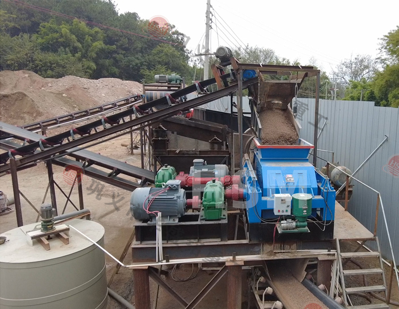 對輥機制沙生產線現場 對輥機制沙生產線現場